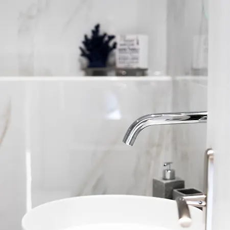 Ocetria 3 Апартаменты Толон